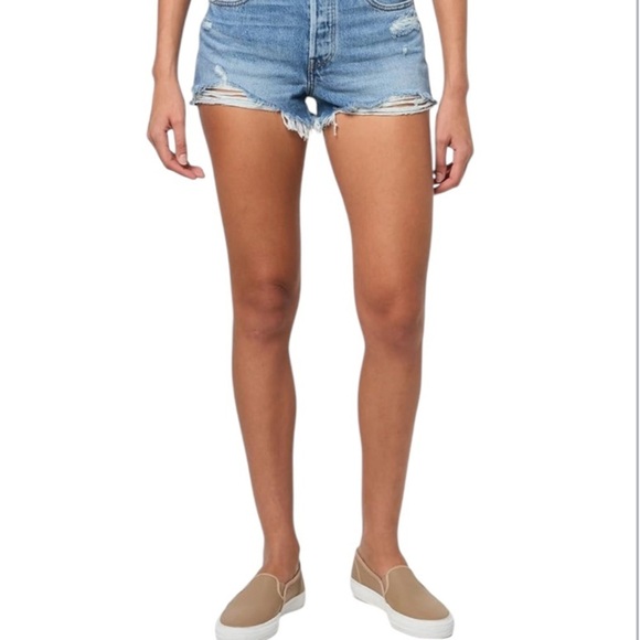 Levi’s High Rise Distressed Raw Hem Shorts - Picture 1 of 5